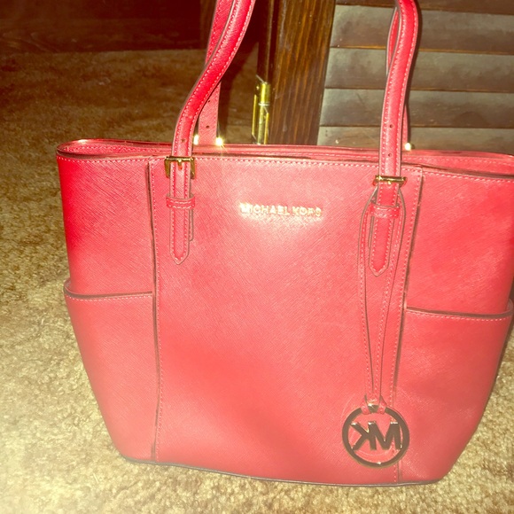 Michael Kors Handbags - Michael Kors gorgeous red jet set tote
